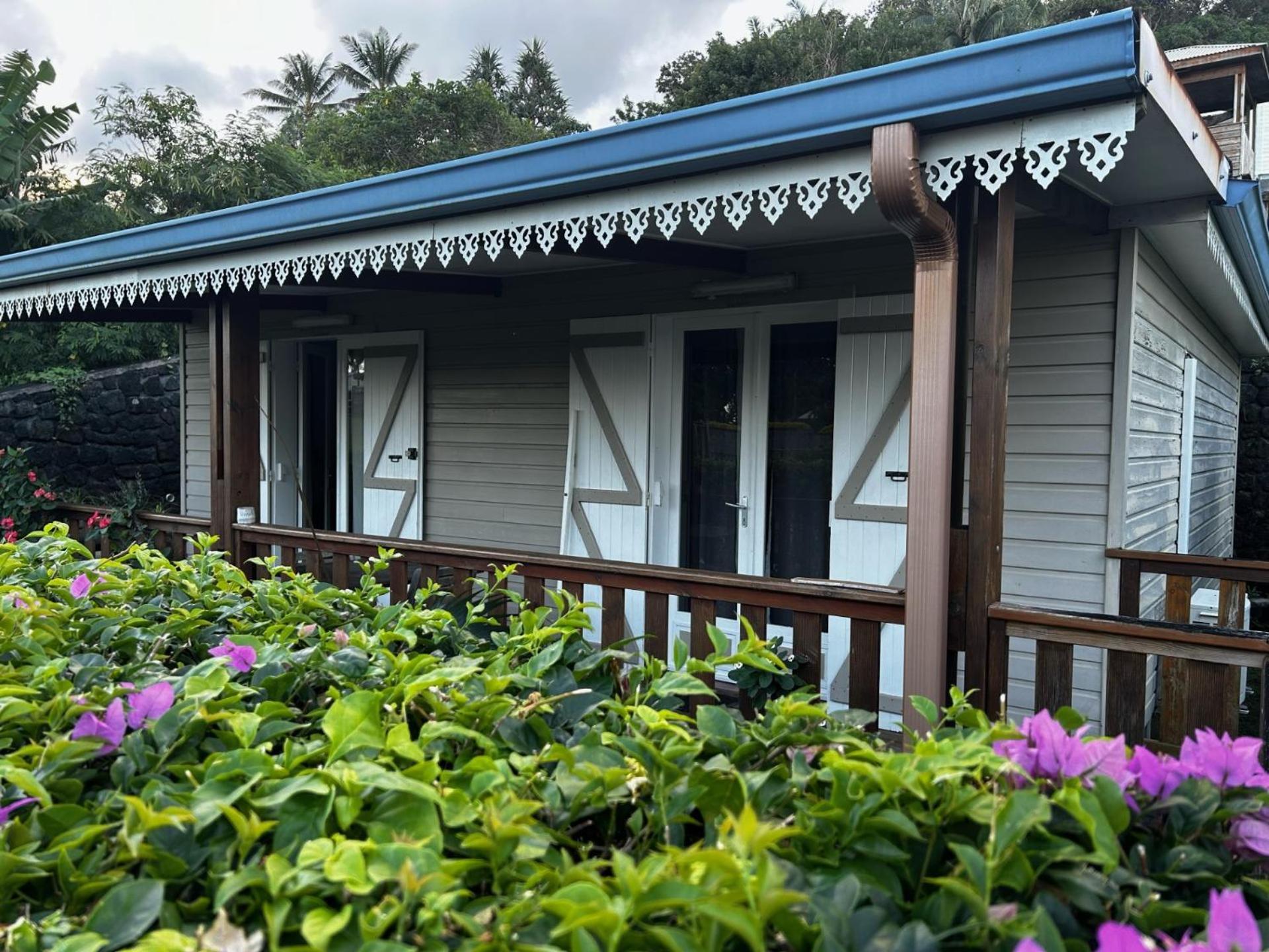 Chambres D'Hotes Le Puits Des Francais Saint-Philippe Ngoại thất bức ảnh